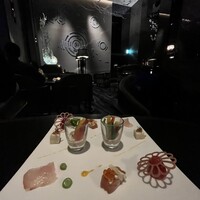 DINING & BAR TABLE 9 TOKYO - 