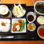和食さと - お昼の選べる和膳988円