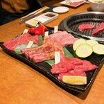 Yakiniku Teppanyaki Nakatsuru - 