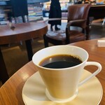 アンジン - コーヒーはあっさり。美味いけどなにかが不足してる