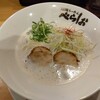 泡系しおとんこつラーメン べらしお 総本店