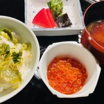 石葉 - ご飯（花山葵ご飯・いくら・香の物・赤出汁）