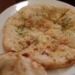 スパイスマジック カルカッタ - 2014 1 チーズナン