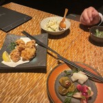 ニホンバシ イチノイチノイチ - でも何故か唐揚げを頼んでしまう。