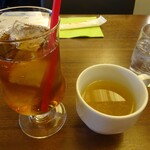 だるまん家 - スープとウーロン茶