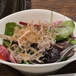 飛騨牛一頭家 馬喰一代 岐阜神田 - サラダにスプーン　　豆腐が隠れてました