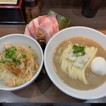 ヌードル＆スパイスカレー 今日の1番 - 