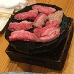 箱屋 - 溶岩焼き