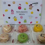不二家 - 料理写真:サンリオキャラクターズ マカロン（6個入）①