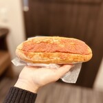 丸十パン - 博多鳴海屋の明太フランス　302円