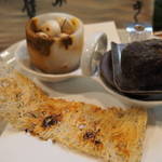 弘寿司 - たたみいわしツマミ