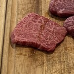 黒毛和牛食べ放題Z - クラシタ厚切り　真ん中