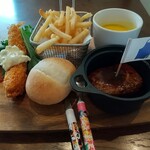 飛鳥山公園エプロンマーク - 絶品コスパ高いお子さまランチ