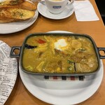 Kikuya Curry - ローストチキンカリー　1150円
                        スリランカ風・カリーソース(カルダモン風味)ピリ辛