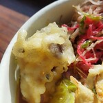 リカースタンド　ベルハウス - しめじ天が乗ってくる！