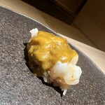 くるますし - 伊勢海老を剥いた状態で1日寝かしたもの。