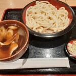 西武秩父駅前温泉 祭の湯 - 呼ばれて取りにいった「肉汁つけうどん1,080円」