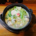 居酒屋くろ兵衛 - 牡蠣鍋