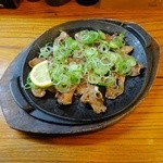 居酒屋くろ兵衛 - 豚タン鉄板焼き