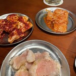 焼肉 ホルモン道場 闇市肉酒場 - 