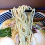 Ramen Donguri - 麺