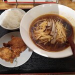 中華料理 美味館 - 満腹セットの辛いネギラーメンセット850円