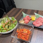 美味しいお肉の店 やまの - 