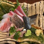 Oishiisushi to katsugyo ryourisakananomamma - 