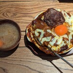 ステーキ&ハンバーグそして勝揚げ 肉山 - 