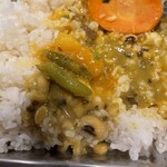 ネパール・インド料理の専門店 ナマステネパール - 混ぜながら食べる