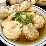 饂飩頑陣 - 極みあご出汁（温）ちく天付　¥1,100