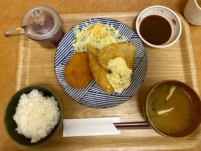 宮本むなし 十三西店 - 十三/食堂 | 食べログ