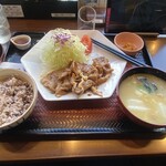 大戸屋 - 定食のご飯は、五穀米に変更