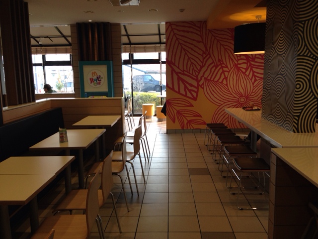 マクドナルド ４号線仙台松森店 - 黒松（ハンバーガー）の写真