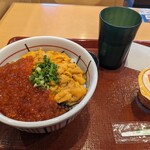 なか卯 - ウニイクラ丼増し増しとプリン