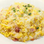 自慢玉子チャーハン