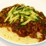 ジャージャー麵