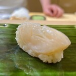 鮨長 - ホタテ