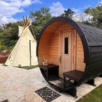 cafe&bar sazanami - 内観写真:敷地内にはサウナが２基、バレルサウナ、インディアンティピテントサウナがあります。