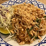 タイ料理レストラン ラナハーン - パッタイ(MかLサイズ)