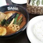 SAMA - SAMAデラックスカレー ポーク。スープは海老、辛さ2番