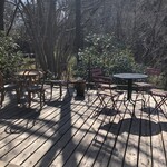 パン ド ムシャムシャ＆コーヒー - 外の席は自然の中に