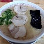 大峰ラーメン - 優しい味というか、久留米らしいラーメンなのかなと思います