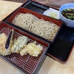 Shibata Honten - 温つけ汁天せいろ（海老と野菜三品）1350円