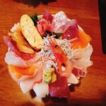 Shintou Zushi - （※写真5）海鮮丼（真上から）