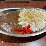 牛タンカレー専門店 力 - 名物牛タンカレー