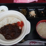 つなぐ家 - 牛タン土鍋カレー 2024.2月