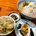 灼味噌らーめん 八堂八 - 味玉味噌 1150円、八堂八海宝漬 600円、蝦夷あわびのバター醤油焼 500円、肝ソース