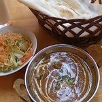 ビシュヌデビ - ランチ　マトンのカレーとナン