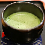 Kammi Okame - 抹茶・おはぎ(2ヶ付)セット 940円 の抹茶